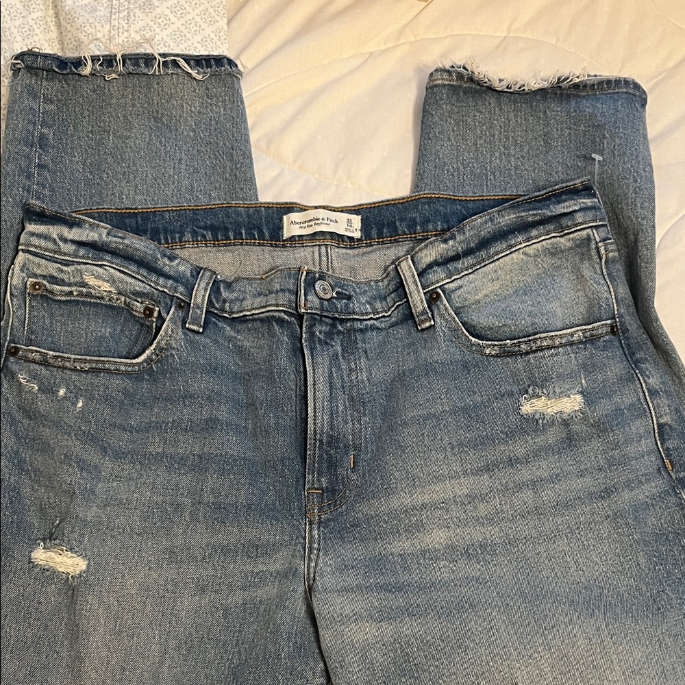 Abercrombie & Fitch Women's Blue Straight Leg Jeans